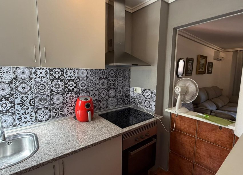 Resale - Apartment / Duplex - Torrevieja - Playa del Cura