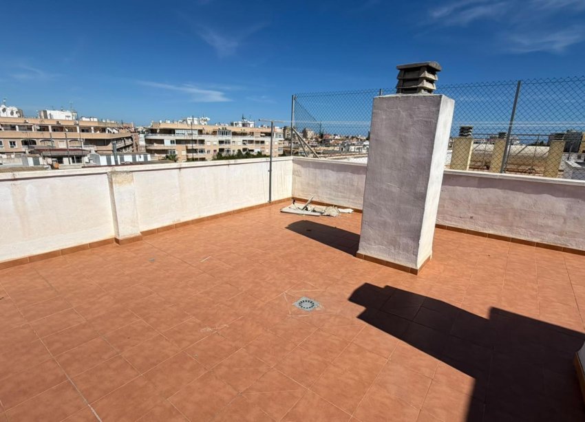Resale - Apartment / Duplex - Torrevieja - Playa del Cura