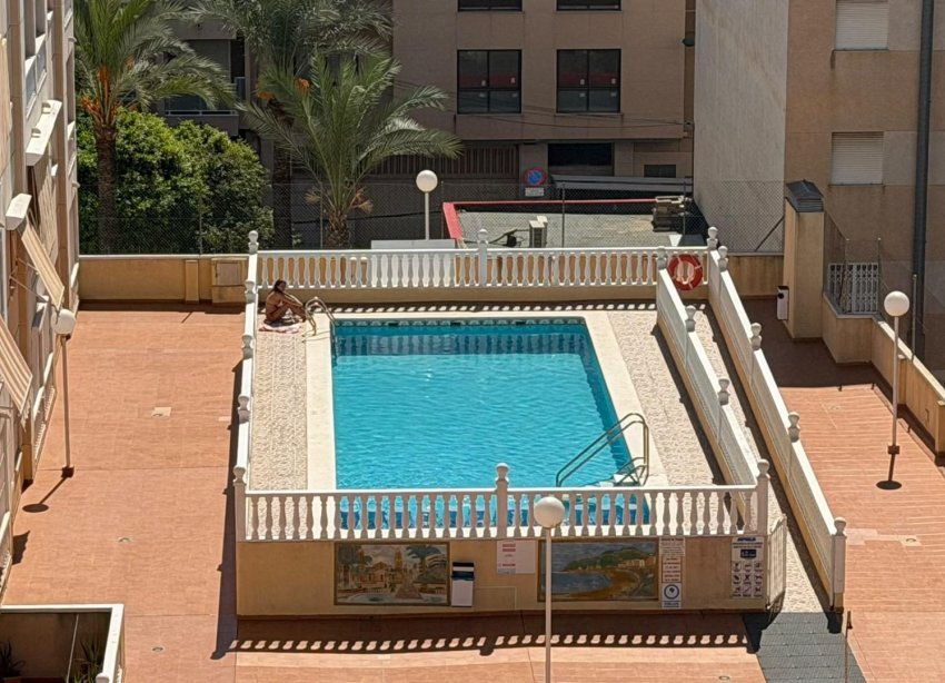 Resale - Apartment / Duplex - Torrevieja - Playa del Cura