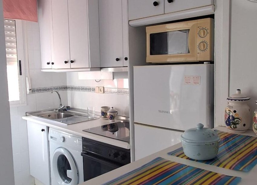 Resale - Apartment / Duplex - Torrevieja - Playa del Cura