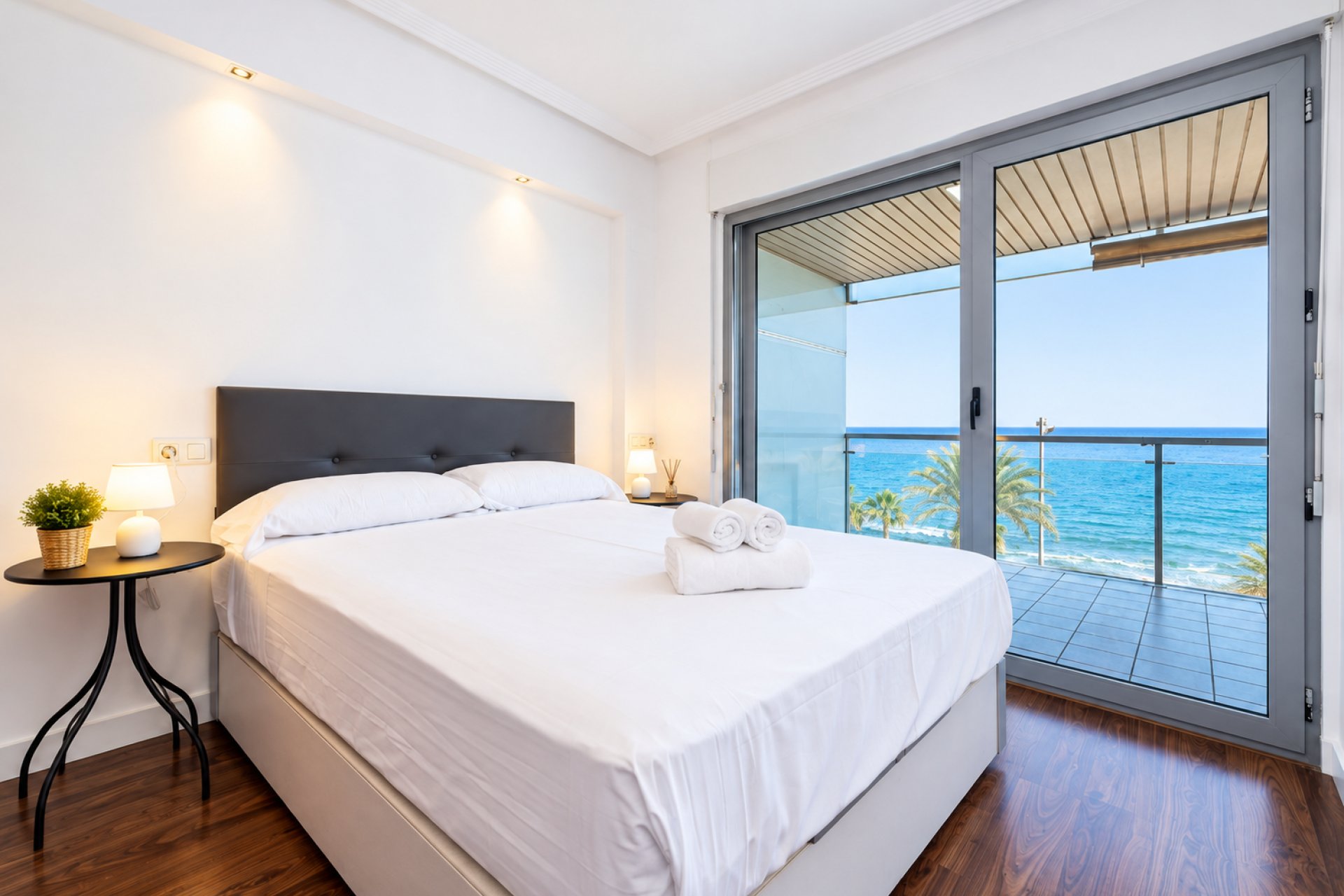 Resale - Apartment / Duplex - Torrevieja - Playa del Cura