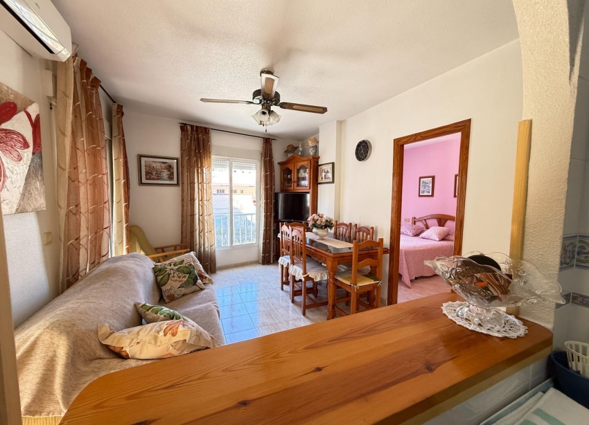 Resale - Apartment / Duplex - Torrevieja - Playa del Cura