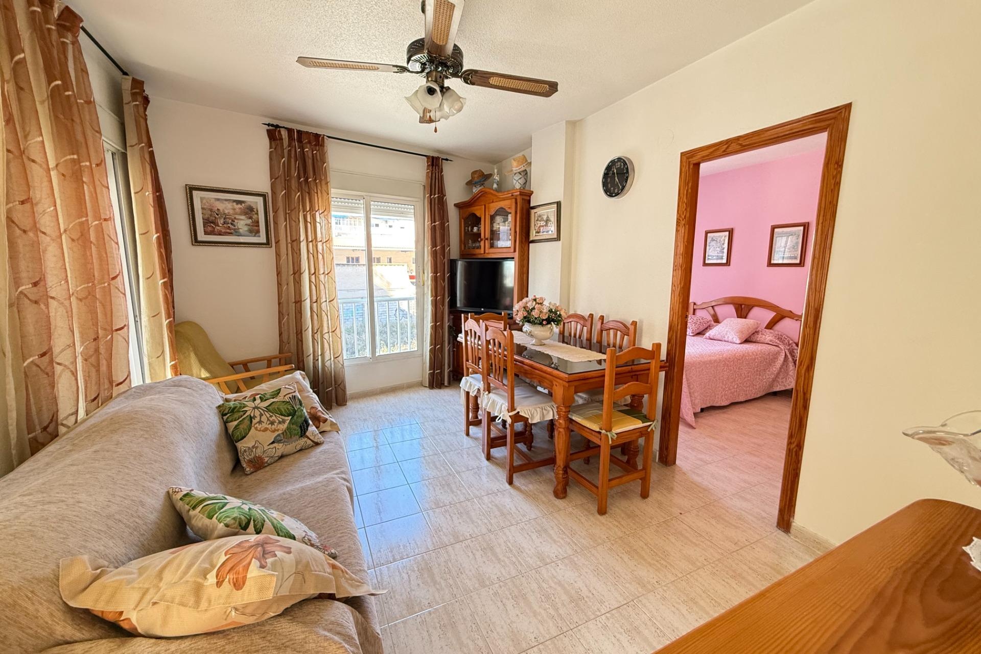 Resale - Apartment / Duplex - Torrevieja - Playa del Cura