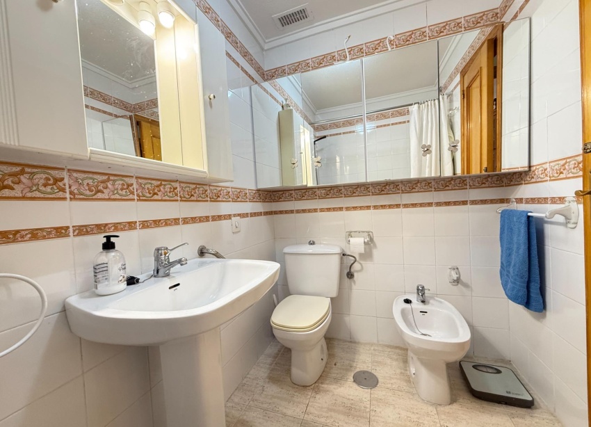 Resale - Apartment / Duplex - Torrevieja - Playa del Cura