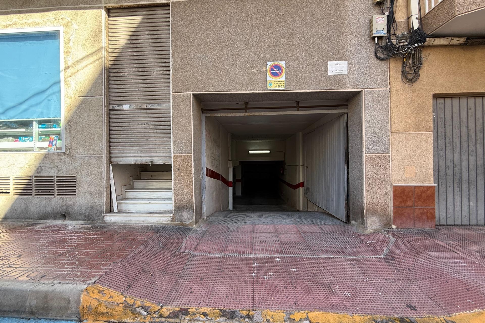 Resale - Apartment / Duplex - Torrevieja - Playa del Cura