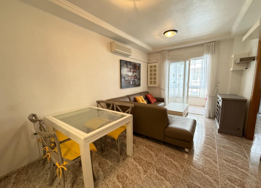 Resale - Apartment / Duplex - Torrevieja - Playa del Cura