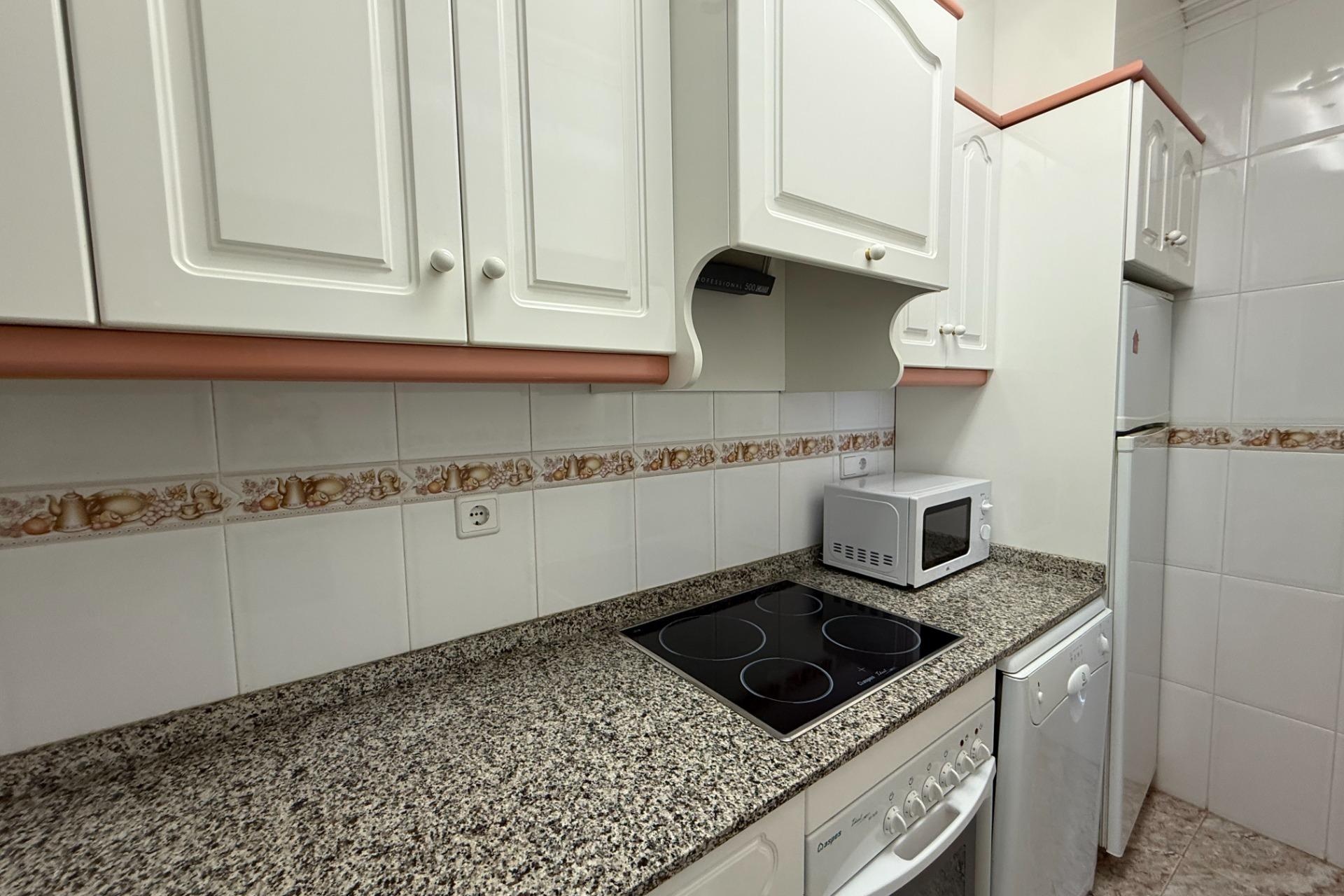 Resale - Apartment / Duplex - Torrevieja - Playa del Cura