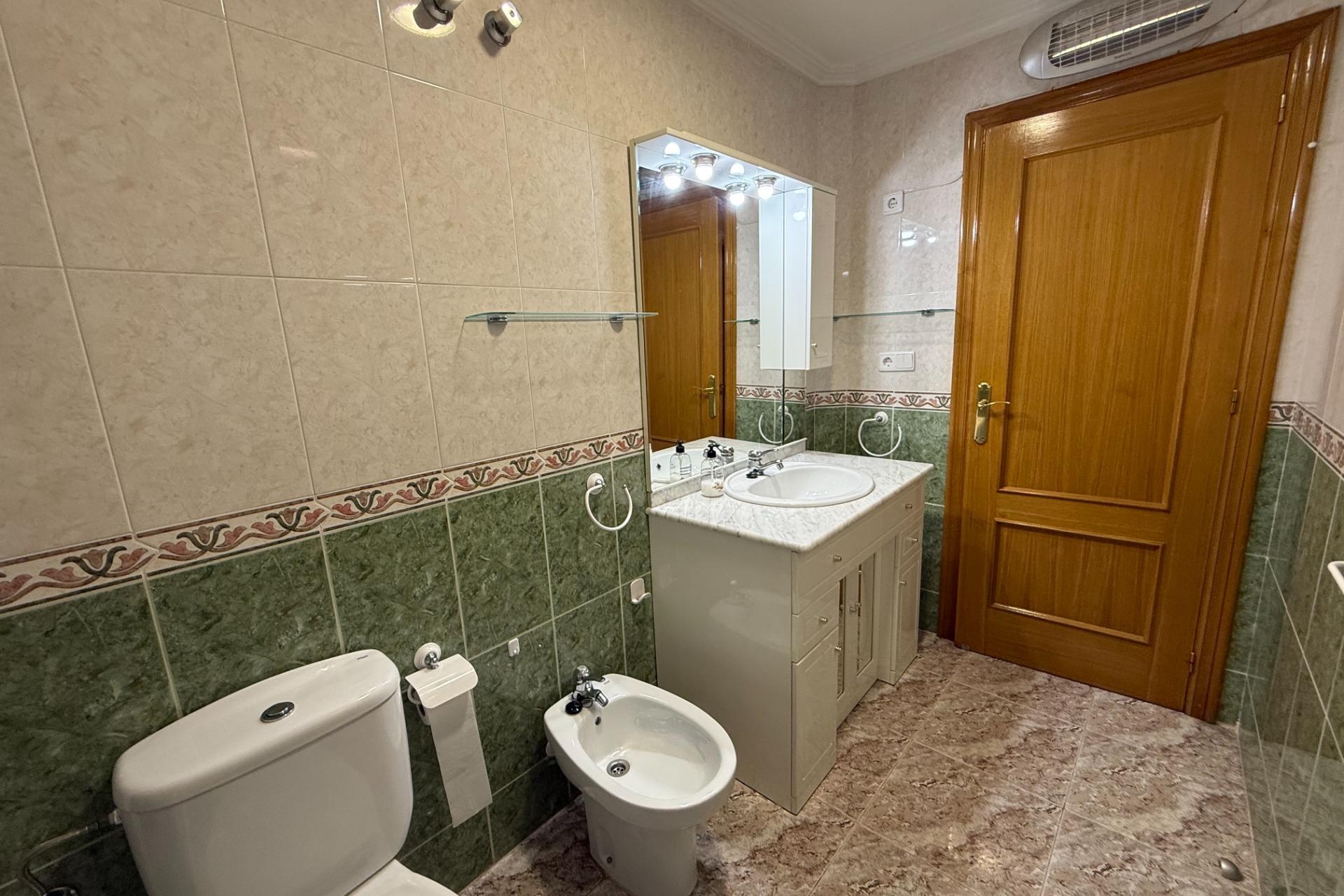 Resale - Apartment / Duplex - Torrevieja - Playa del Cura