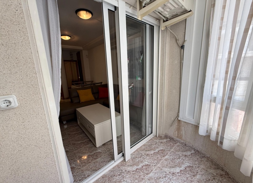 Resale - Apartment / Duplex - Torrevieja - Playa del Cura