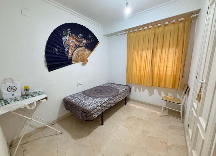 Resale - Apartment / Duplex - Torrevieja - Playa del Cura