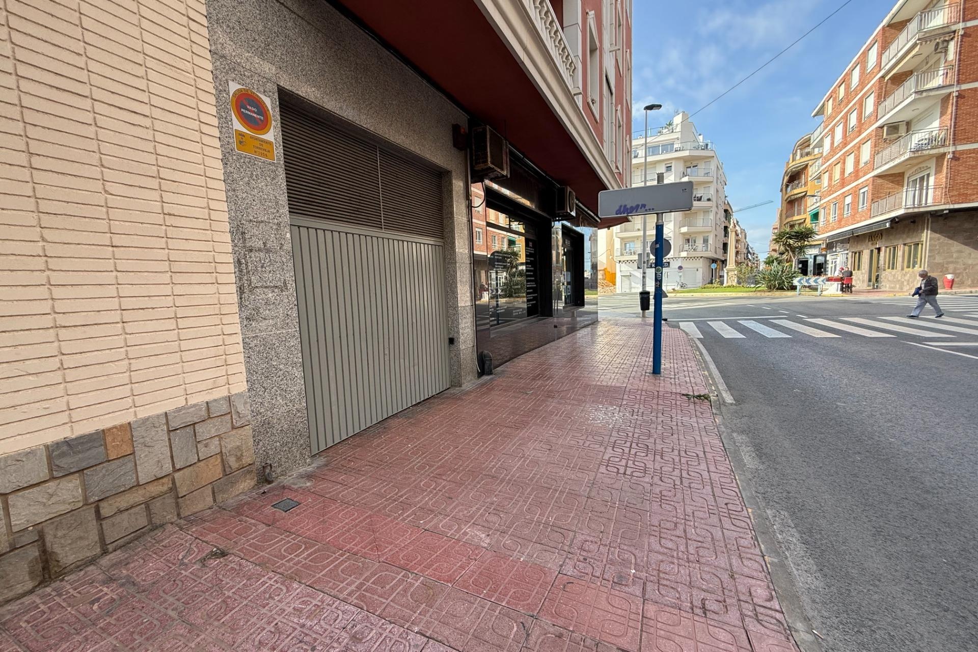 Resale - Apartment / Duplex - Torrevieja - Playa del Cura