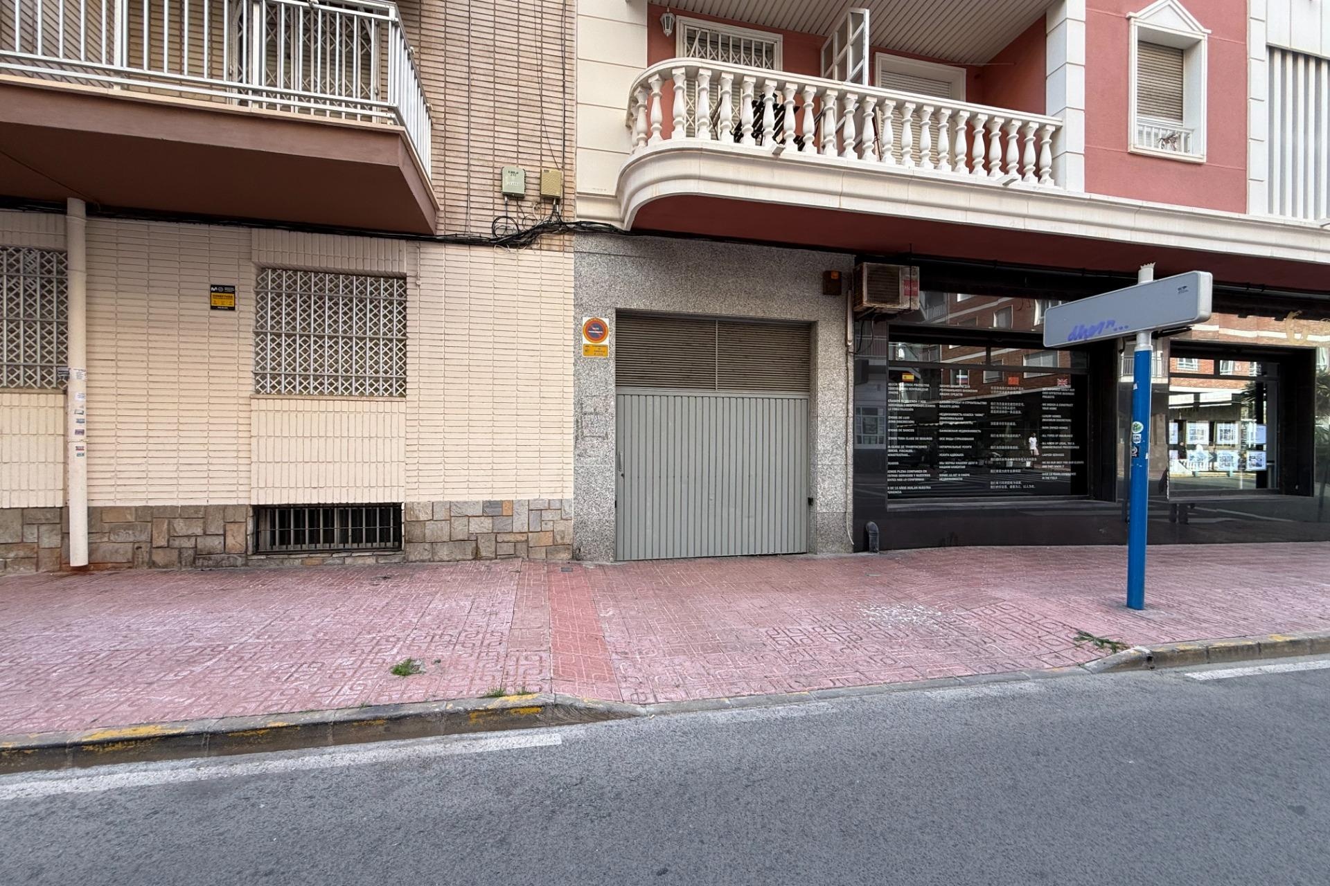 Resale - Apartment / Duplex - Torrevieja - Playa del Cura