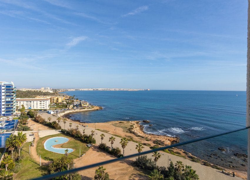 Resale - Apartment / Duplex - Torrevieja - Punta Prima