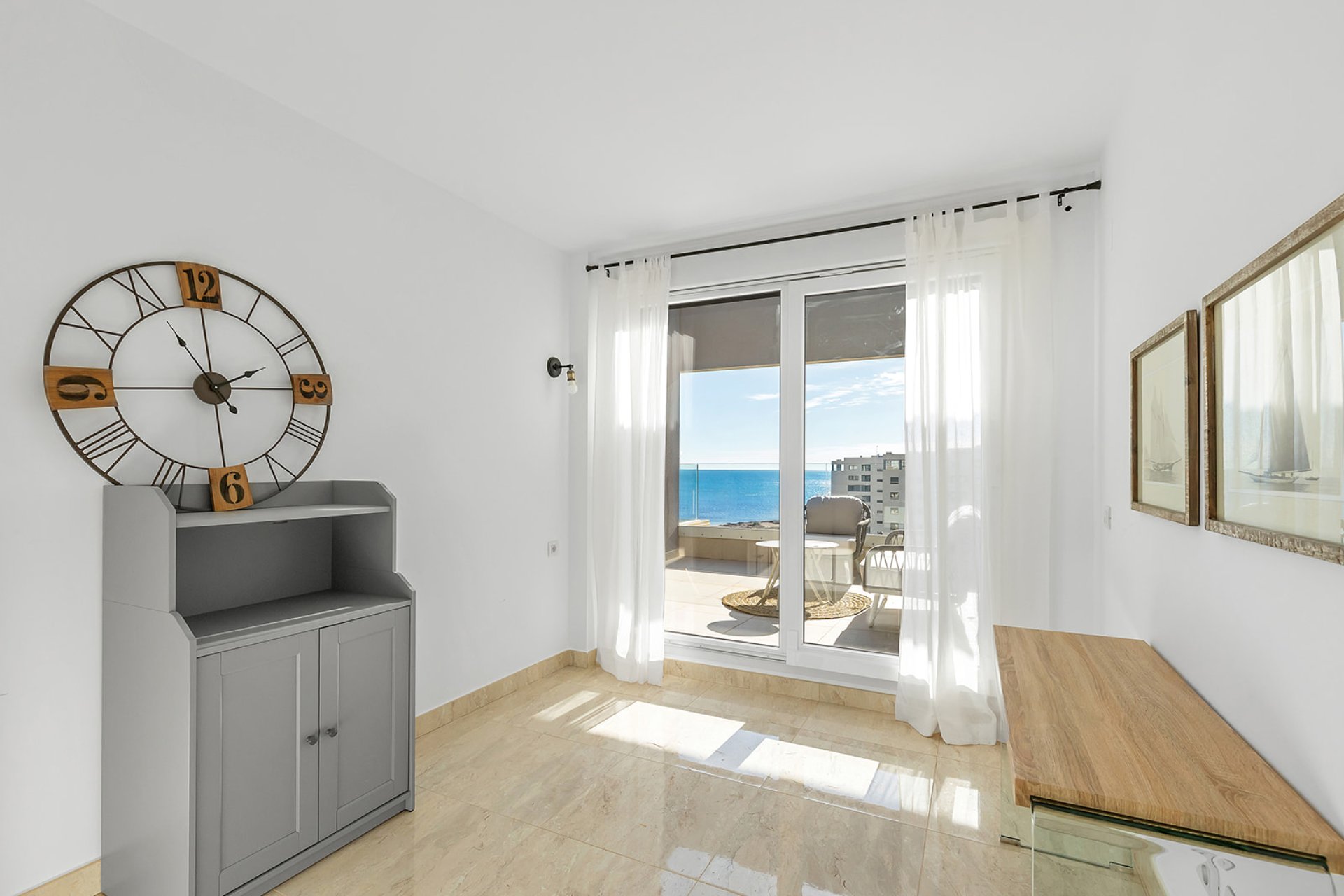 Resale - Apartment / Duplex - Torrevieja - Punta Prima