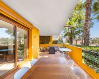 Resale - Apartment / Duplex - Torrevieja - Punta Prima