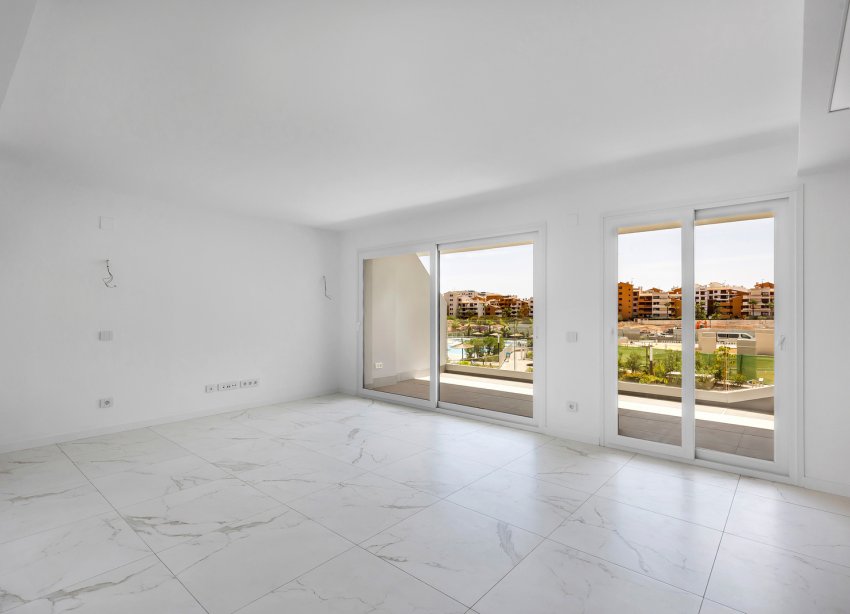 Resale - Apartment / Duplex - Torrevieja - Punta Prima