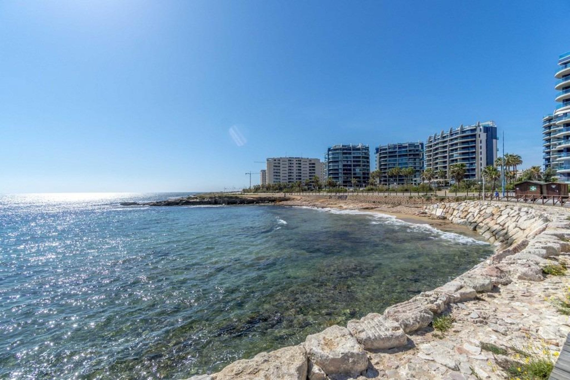 Resale - Apartment / Duplex - Torrevieja - Punta Prima