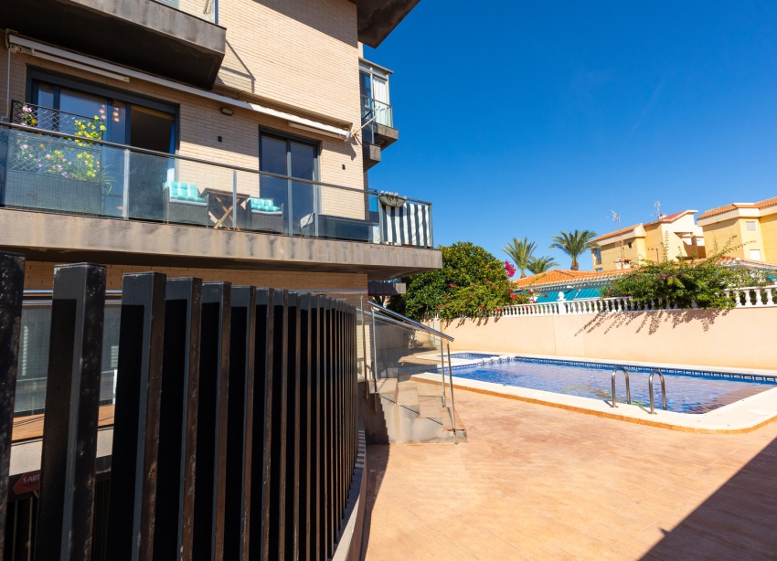 Resale - Apartment / Duplex - Torrevieja - Rocio del Mar