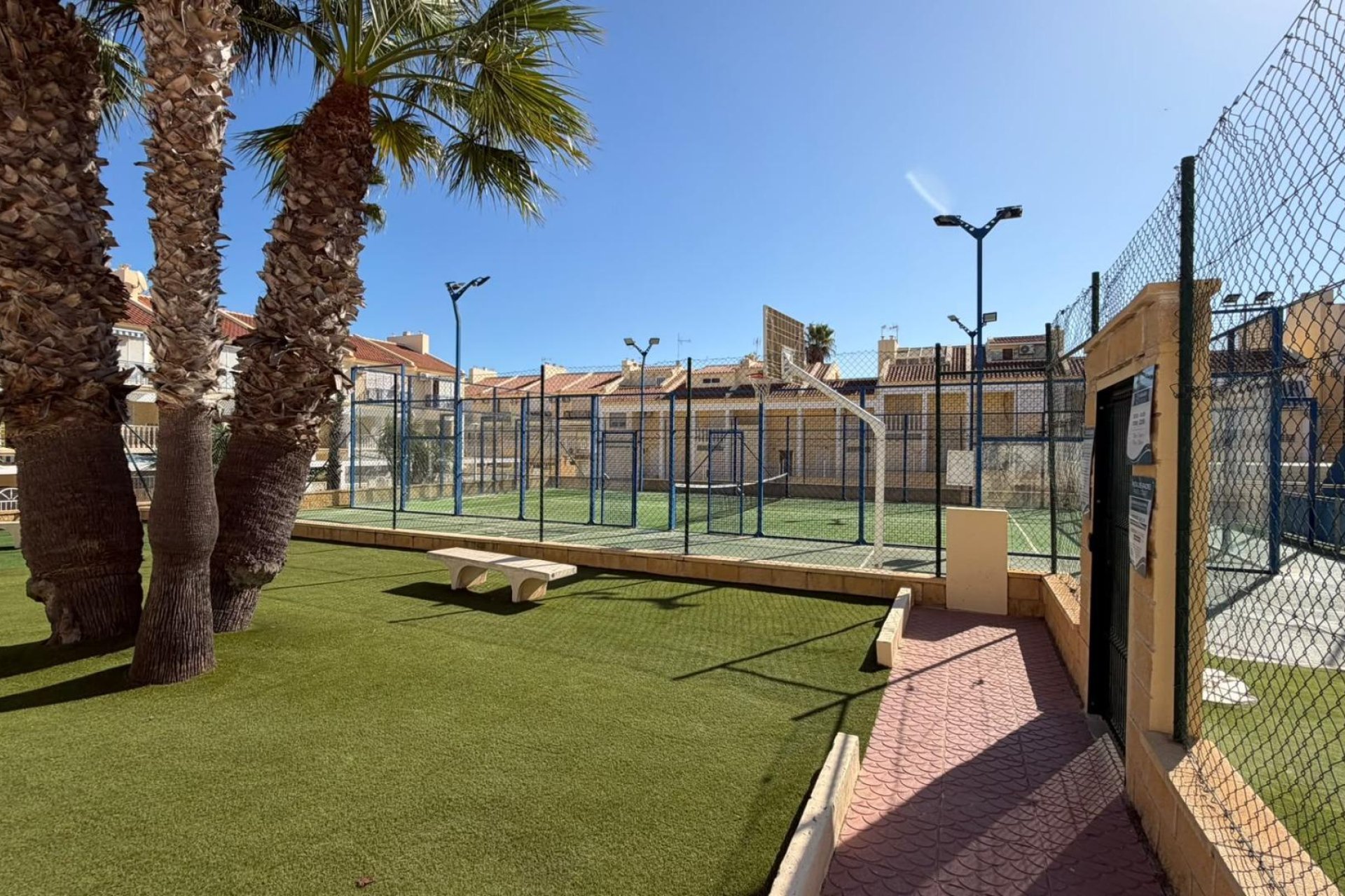 Resale - Apartment / Duplex - Torrevieja - Torreblanca