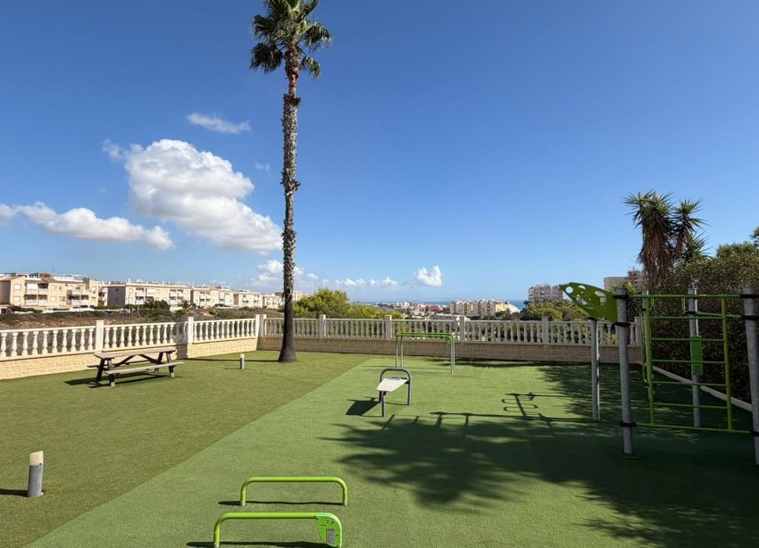Resale - Apartment / Duplex - Torrevieja - Torreblanca
