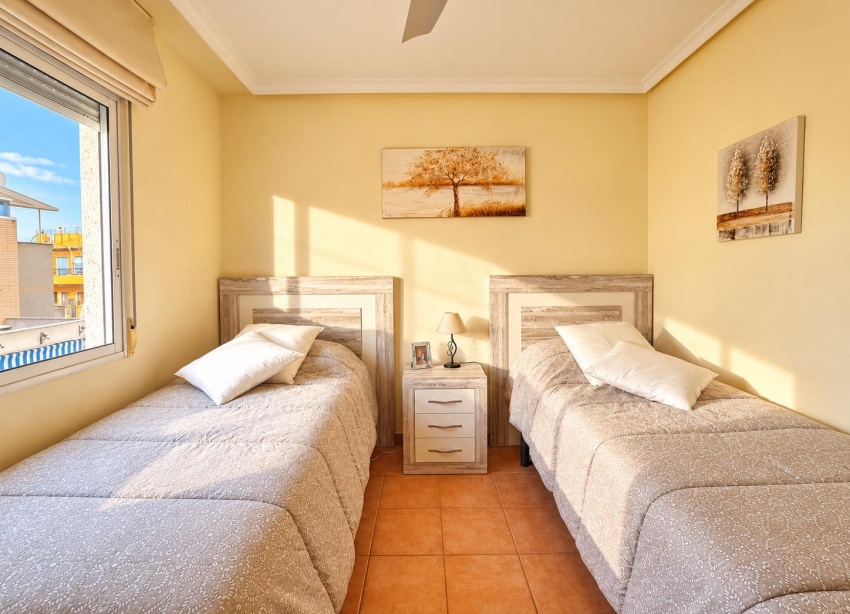 Resale - Apartment / Duplex - Torrevieja - Torreblanca