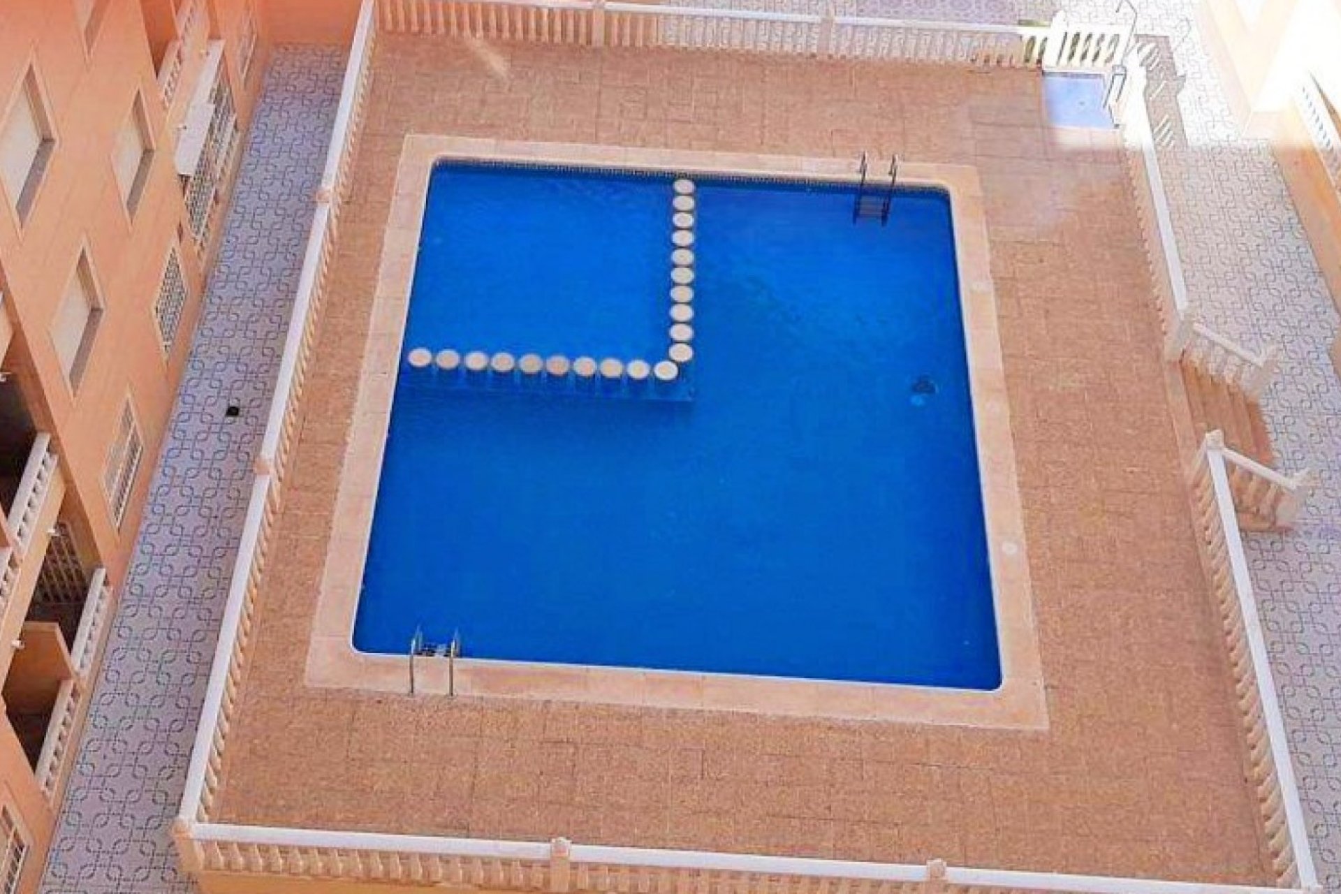 Resale - Apartment / Duplex - Torrevieja