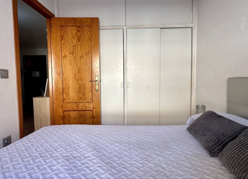 Resale - Apartment / Duplex - Torrevieja