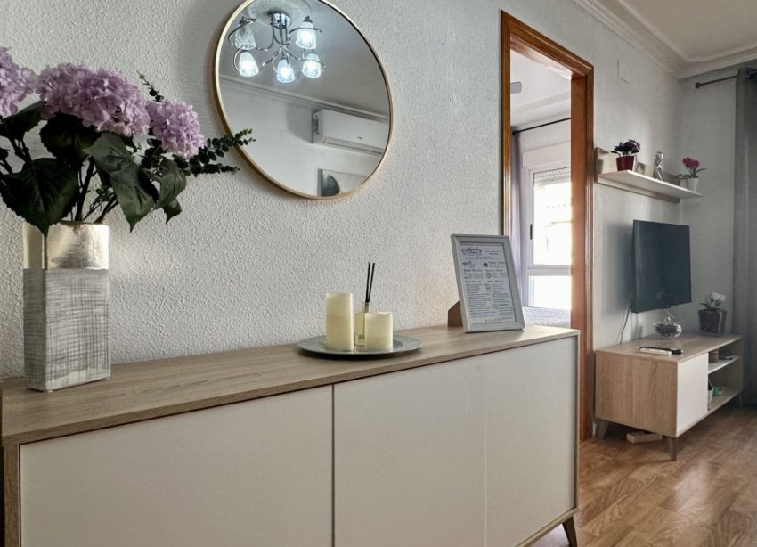 Resale - Apartment / Duplex - Torrevieja