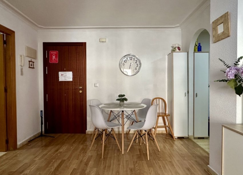Resale - Apartment / Duplex - Torrevieja