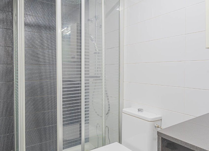 Resale - Apartment / Duplex - Torrevieja