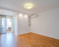 Resale - Apartment / Duplex - Torrevieja