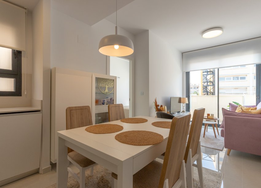 Resale - Apartment / Duplex - Torrevieja