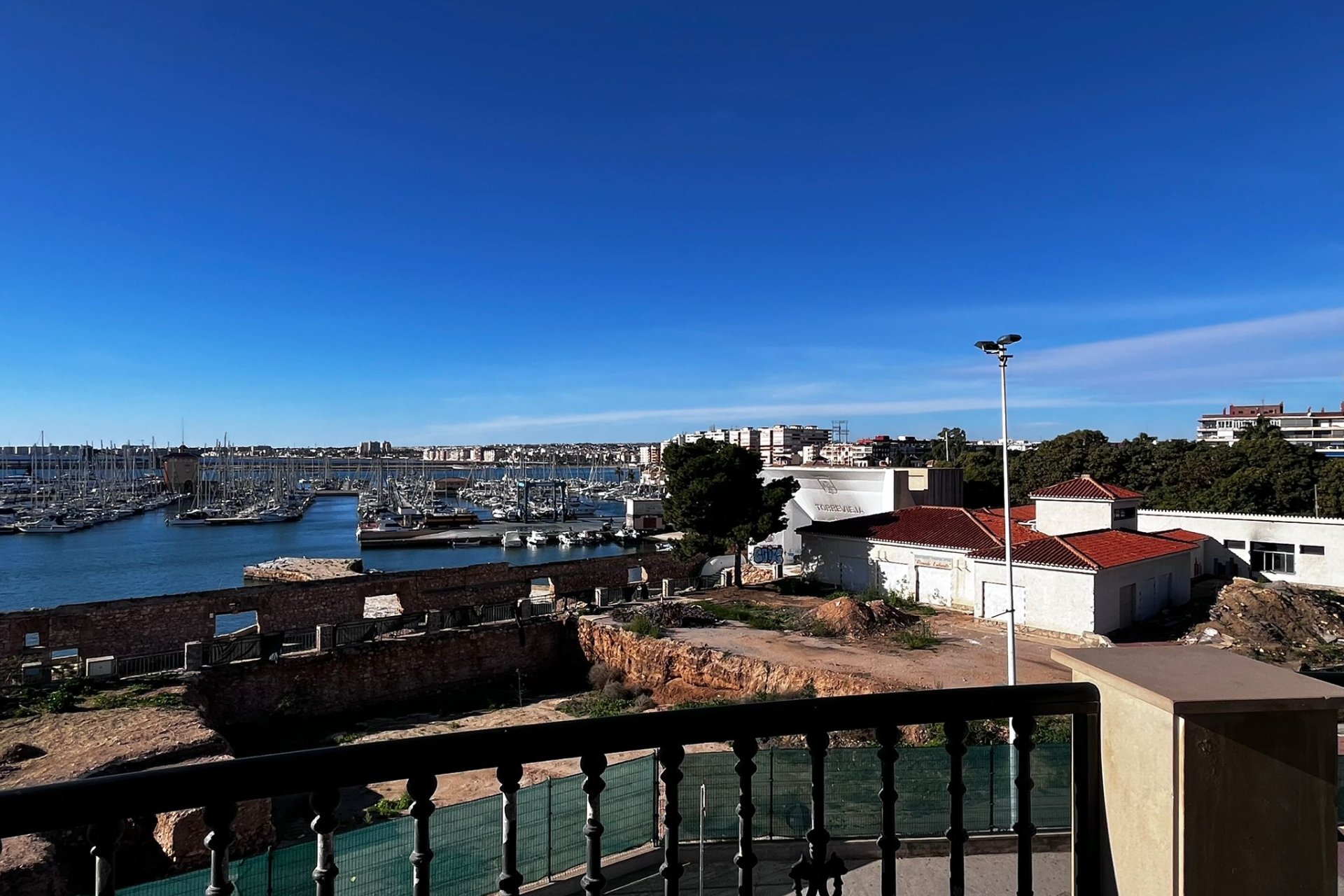 Resale - Apartment / Duplex - Torrevieja