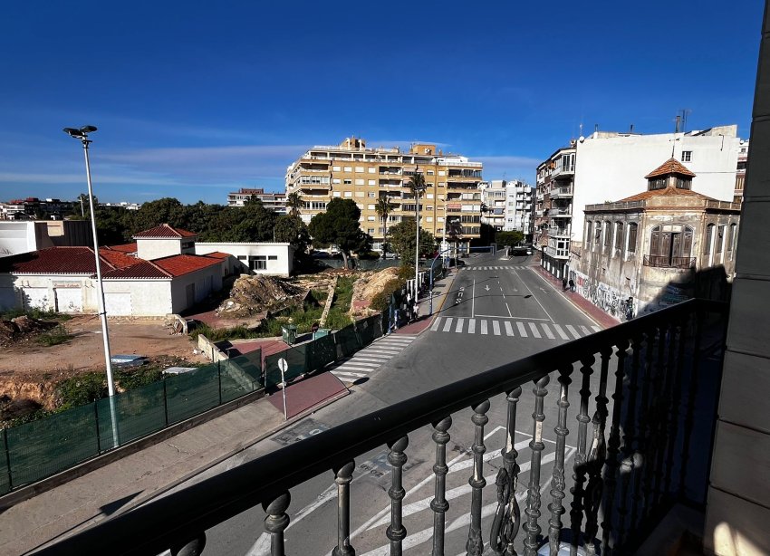 Resale - Apartment / Duplex - Torrevieja
