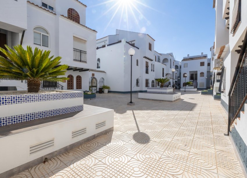 Resale - Apartment / Duplex - Torrevieja