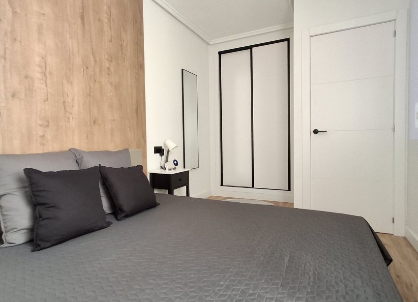 Resale - Apartment / Duplex - Torrevieja