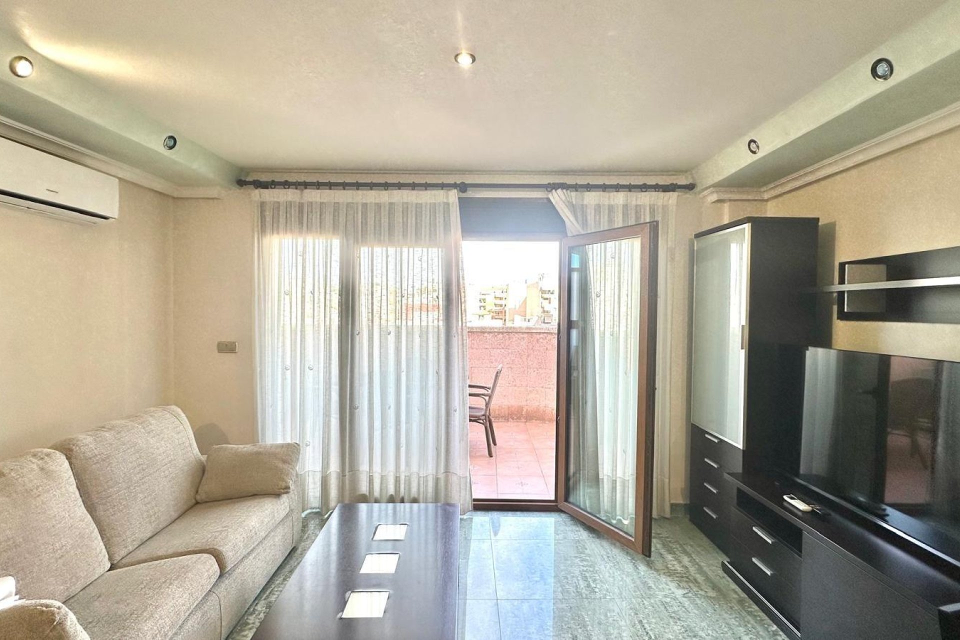Resale - Apartment / Duplex - Torrevieja