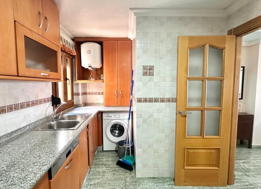 Resale - Apartment / Duplex - Torrevieja