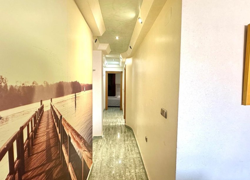 Resale - Apartment / Duplex - Torrevieja