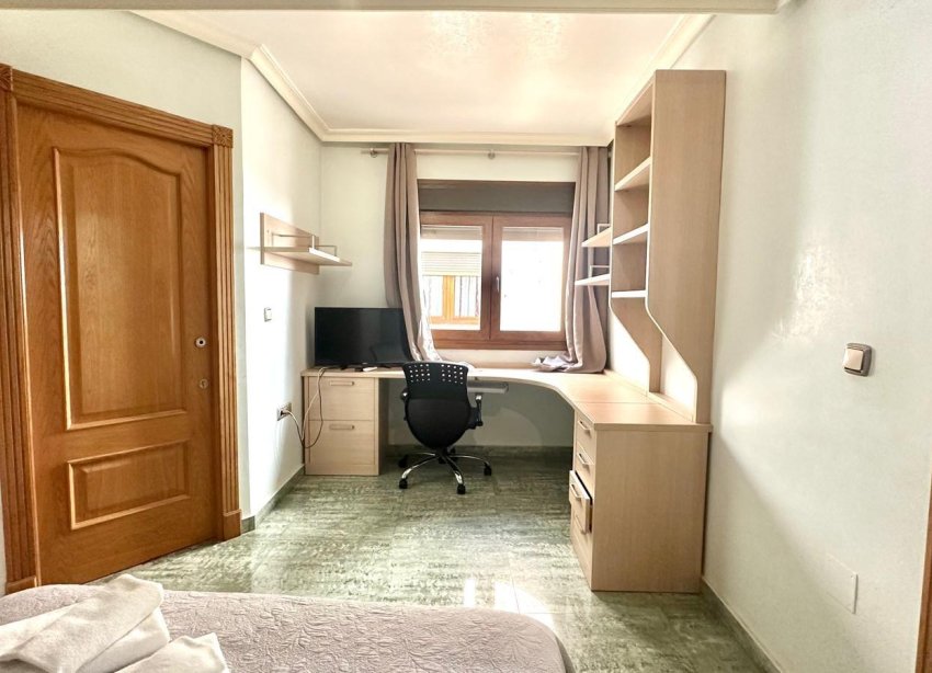 Resale - Apartment / Duplex - Torrevieja