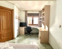 Resale - Apartment / Duplex - Torrevieja