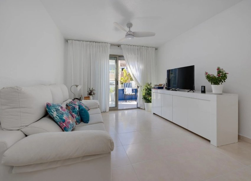Resale - Apartment / Duplex - Torrevieja