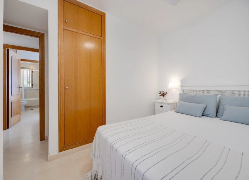 Resale - Apartment / Duplex - Torrevieja