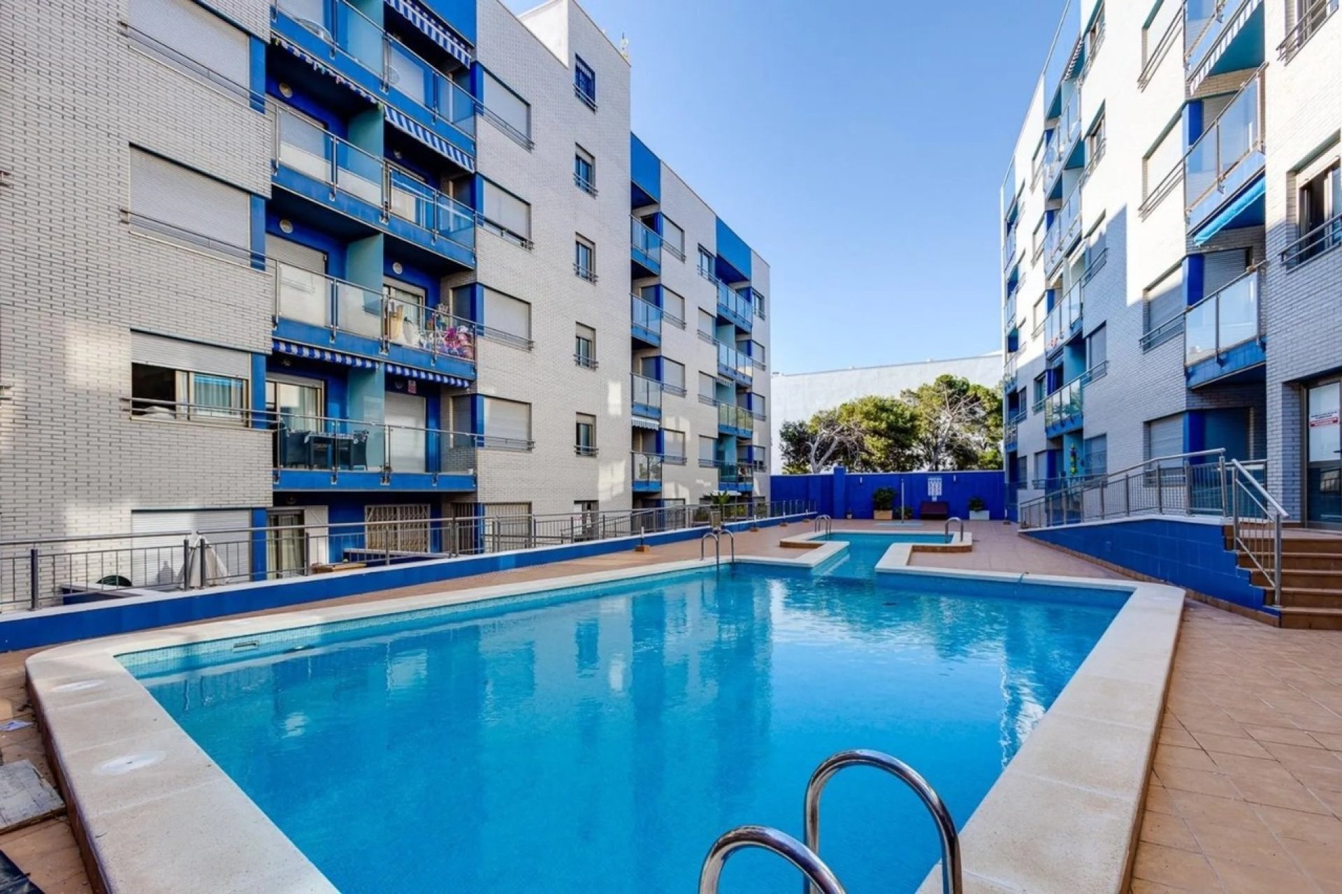 Resale - Apartment / Duplex - Torrevieja