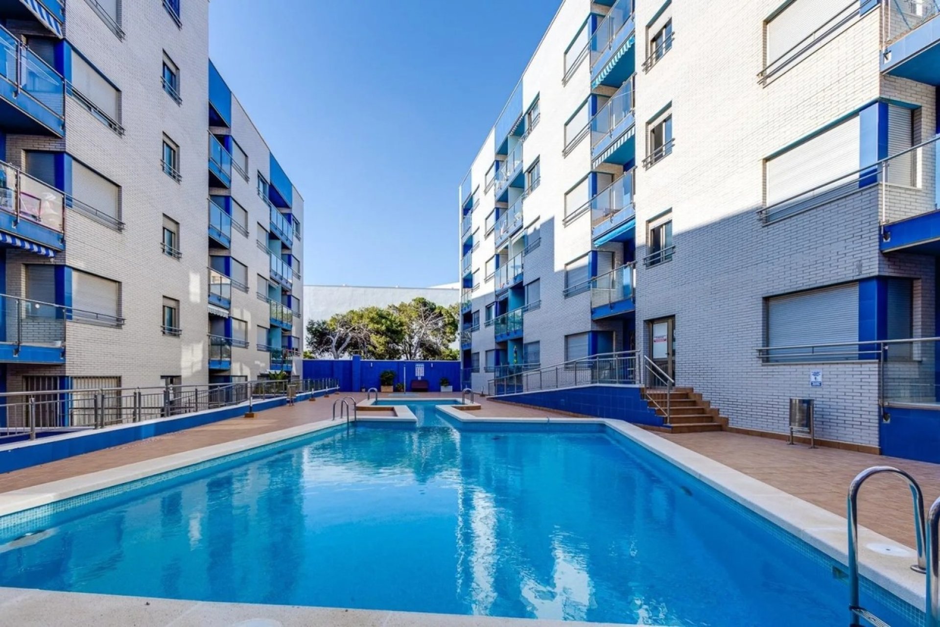 Resale - Apartment / Duplex - Torrevieja
