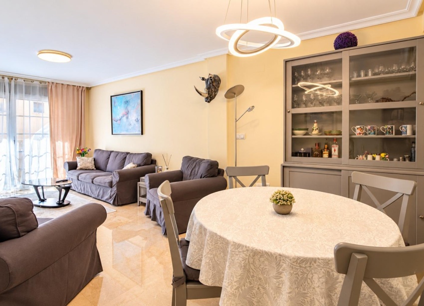 Resale - Apartment / Duplex - Torrevieja