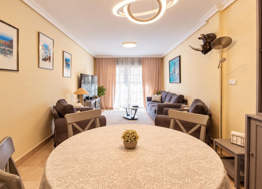 Resale - Apartment / Duplex - Torrevieja