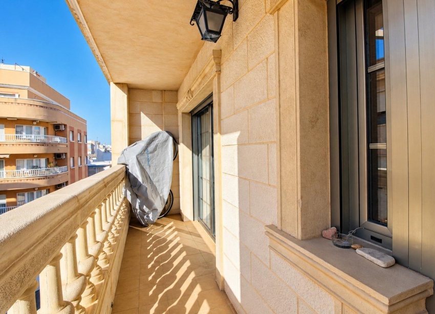Resale - Apartment / Duplex - Torrevieja