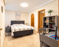 Resale - Apartment / Duplex - Torrevieja
