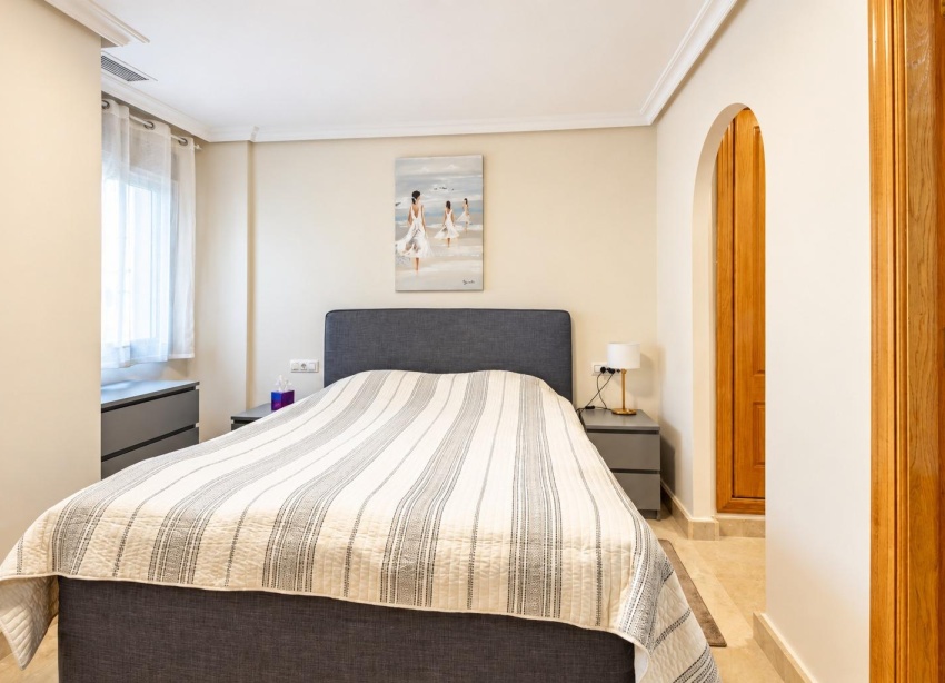 Resale - Apartment / Duplex - Torrevieja